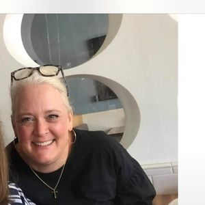 Meet your Posher, Carla